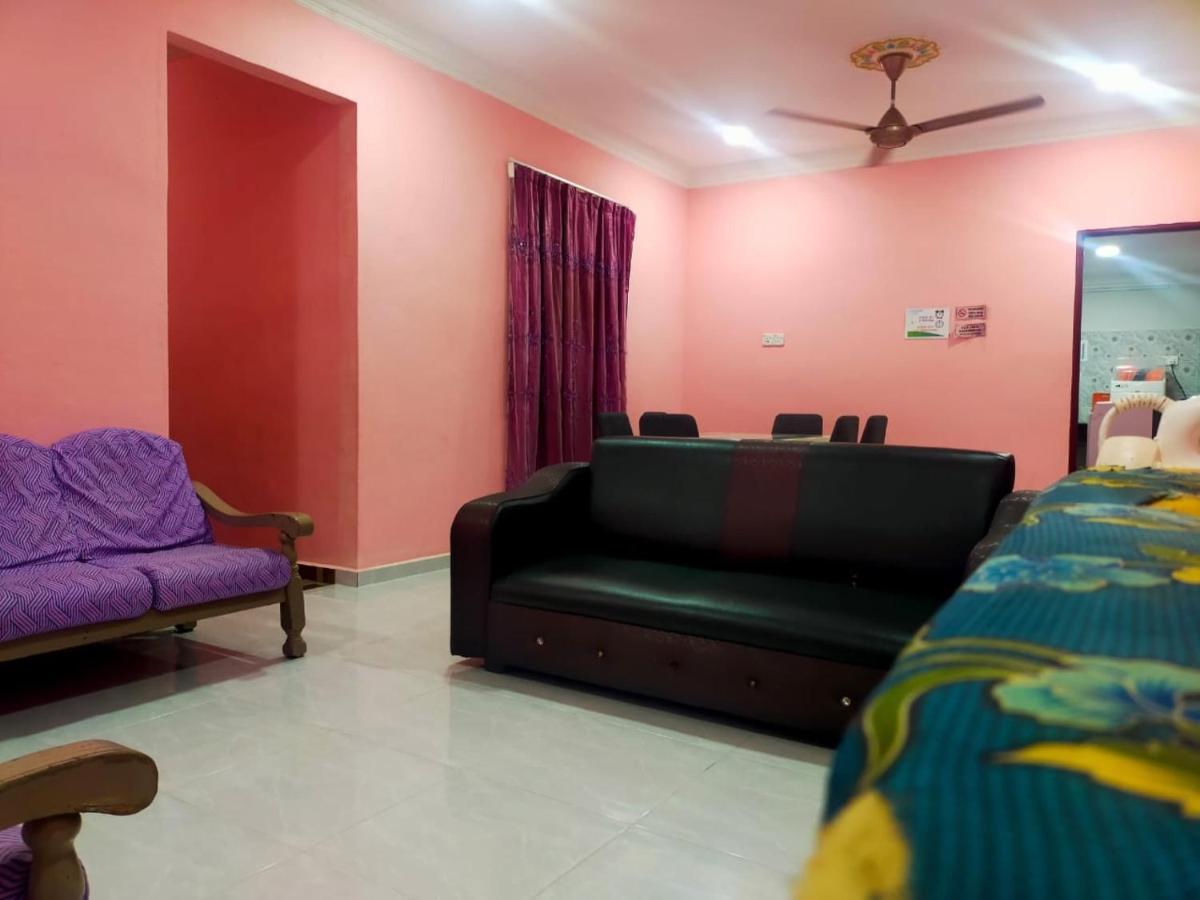 Oyo 90577 Safi Homestay Kuala Terengganu Ngoại thất bức ảnh