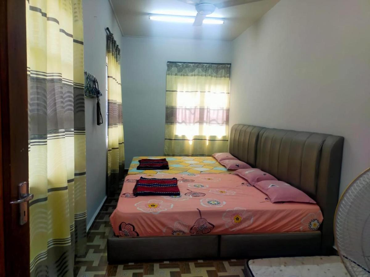 Oyo 90577 Safi Homestay Kuala Terengganu Ngoại thất bức ảnh