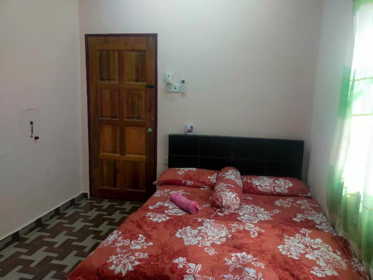 Oyo 90577 Safi Homestay Kuala Terengganu Ngoại thất bức ảnh