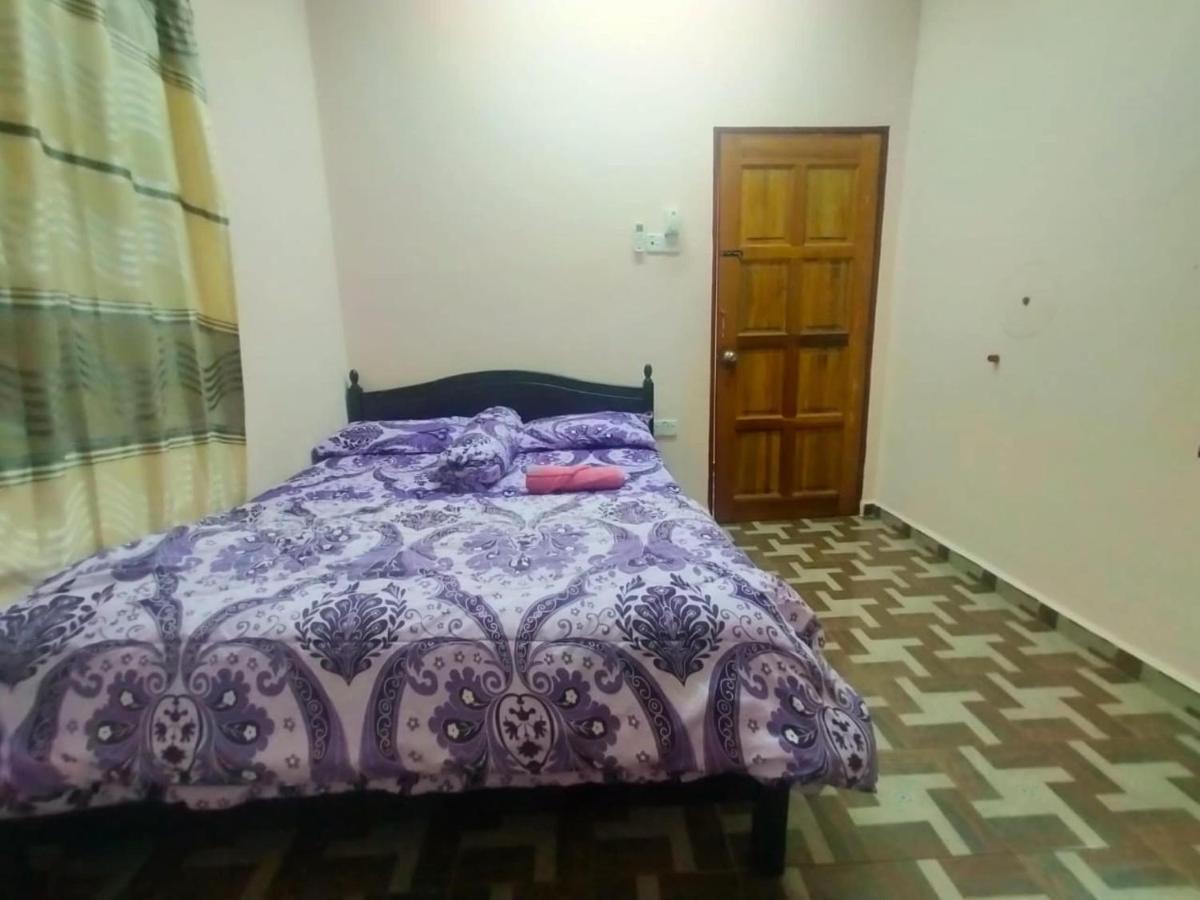 Oyo 90577 Safi Homestay Kuala Terengganu Ngoại thất bức ảnh